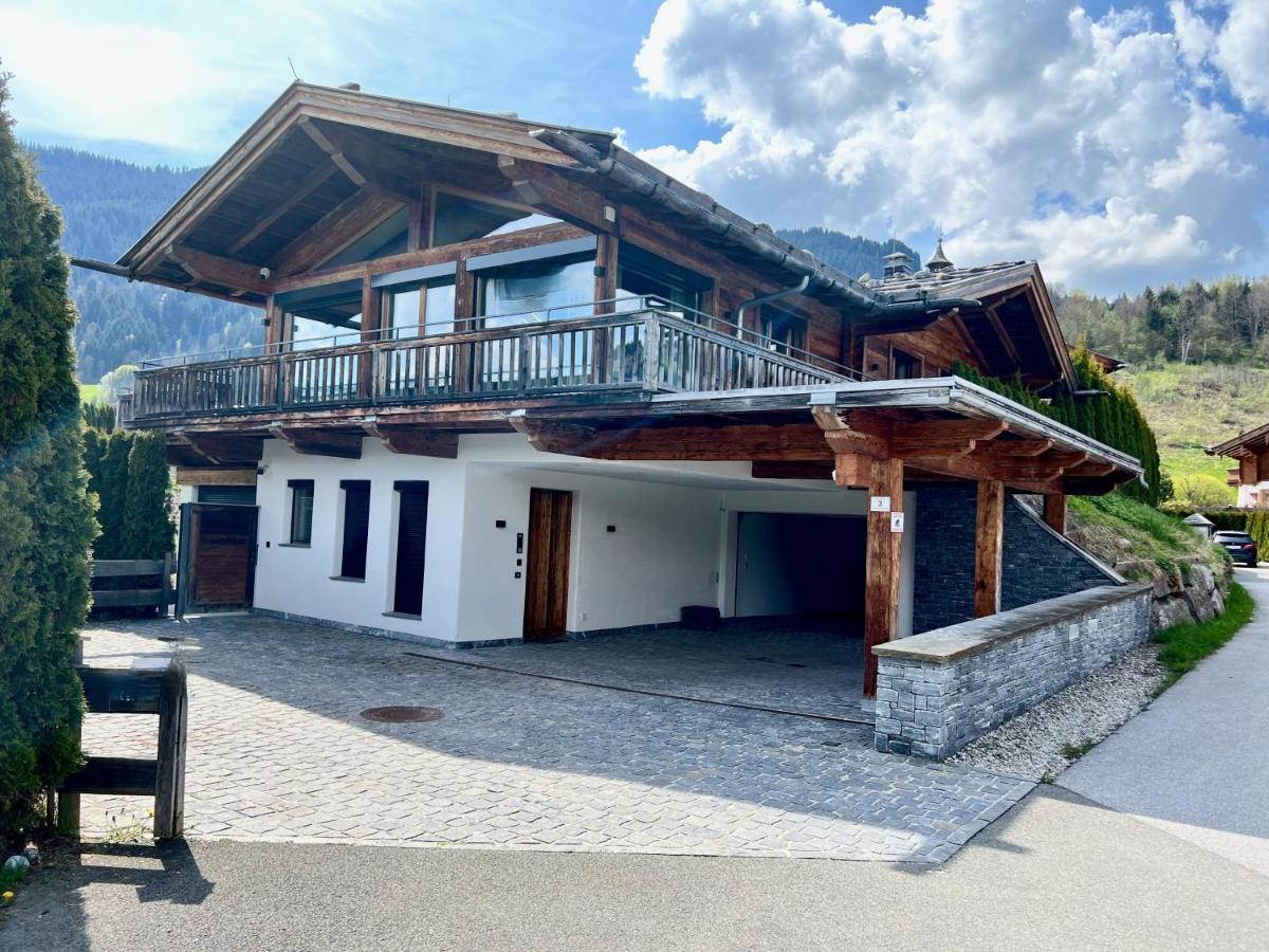 Hideaway Design Chalet By Belle Stay Кицбюэль Экстерьер фото